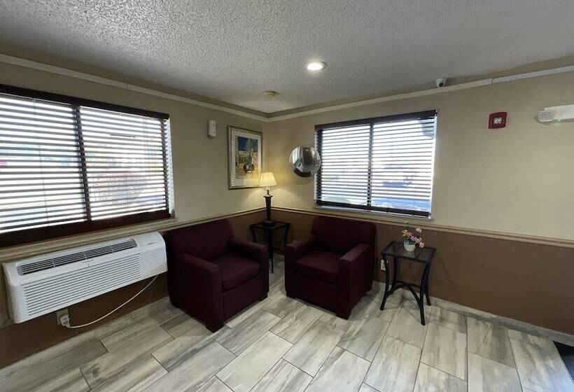 Мотель Super 8 By Wyndham Harrisonburg