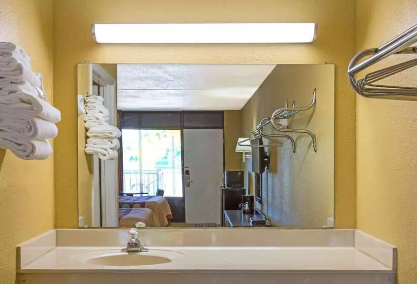 מוטל Super 8 By Wyndham Jessup/baltimore Area