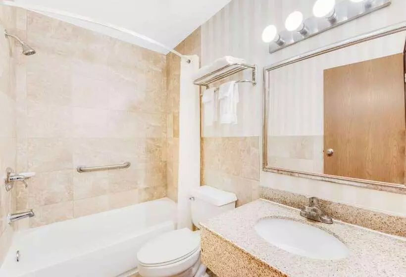 모텔 Super 8 By Wyndham Kutztown/allentown Area