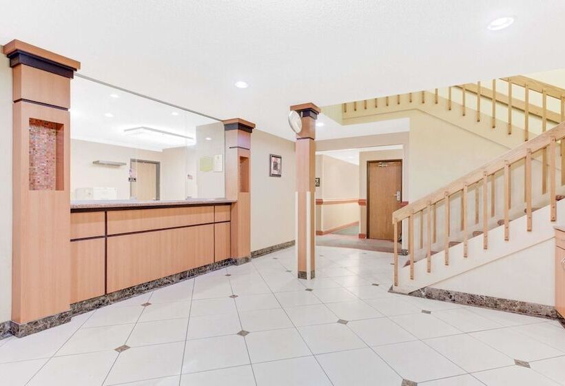 Мотель Super 8 By Wyndham Kutztown/allentown Area