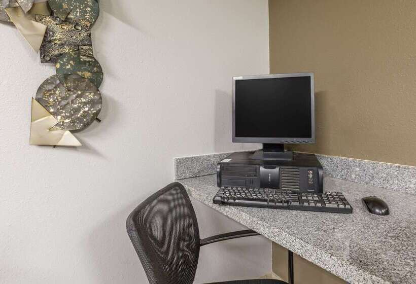 Motel Super 8 By Wyndham Osceola Ia