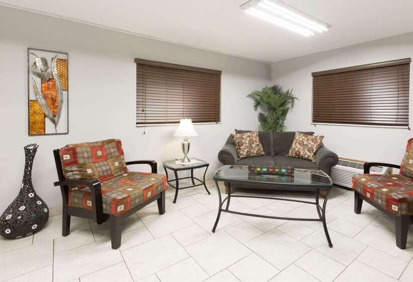 Motel Super 8 By Wyndham Osceola Ia