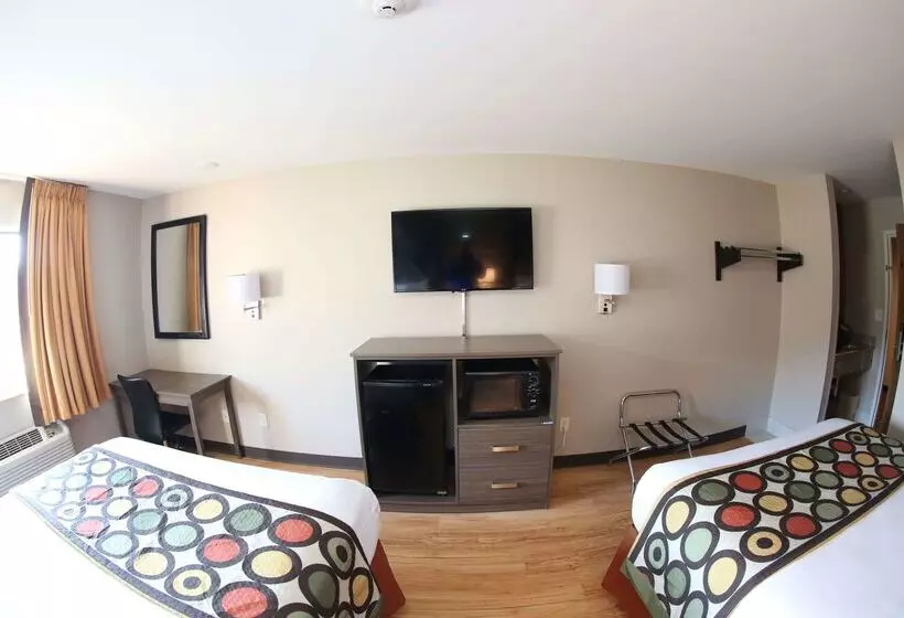 モーテル Super 8 By Wyndham Portsmouth