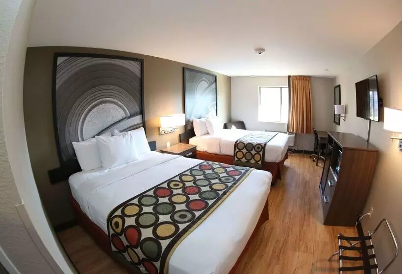 モーテル Super 8 By Wyndham Portsmouth