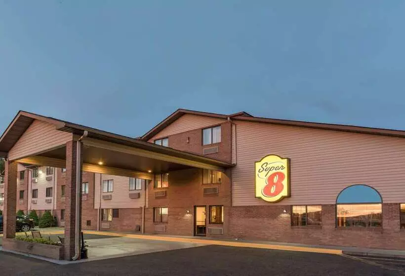 モーテル Super 8 By Wyndham Portsmouth