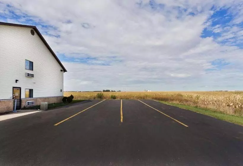 モーテル Super 8 By Wyndham Rochelle