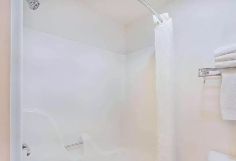 モーテル Super 8 By Wyndham Rochelle