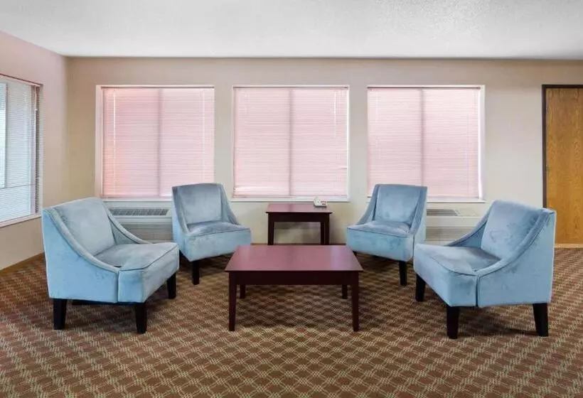 モーテル Super 8 By Wyndham Rochelle