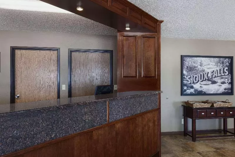 모텔 Super 8 By Wyndham Sioux Falls/41st Street