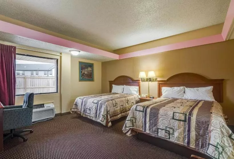 Мотель Travelers Inn Midwest City