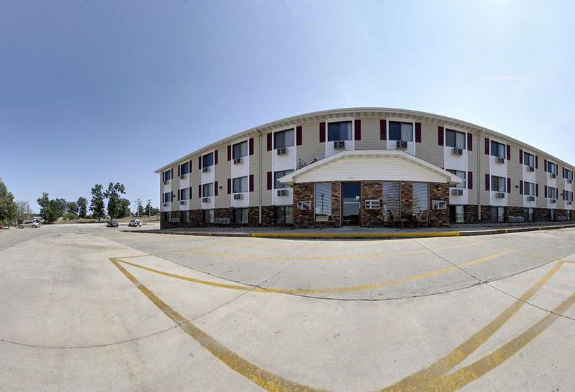 汽车旅馆  Country Club Inn & Suites