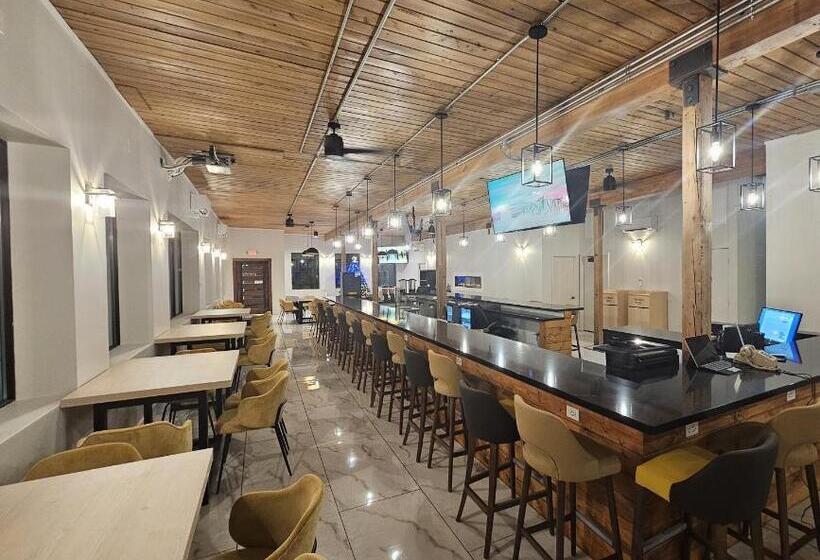 The Hotel Pendleton, Trademark Collection By Wyndham