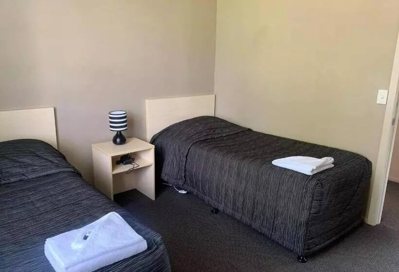 Hotel Catlins Inn