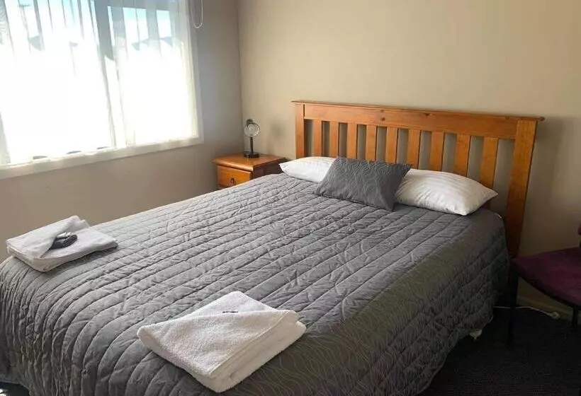 Hotel Catlins Inn