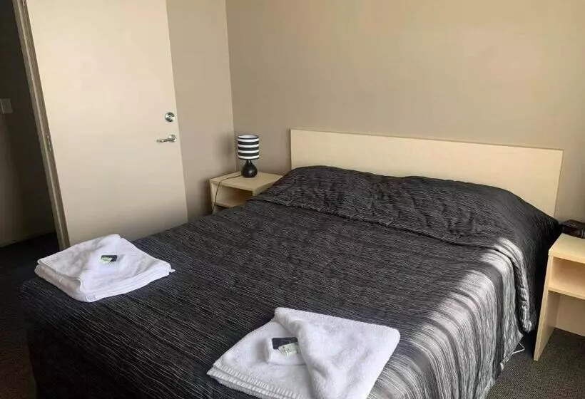 Hotel Catlins Inn