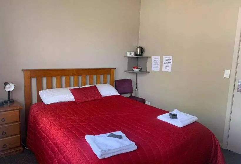 Hotel Catlins Inn