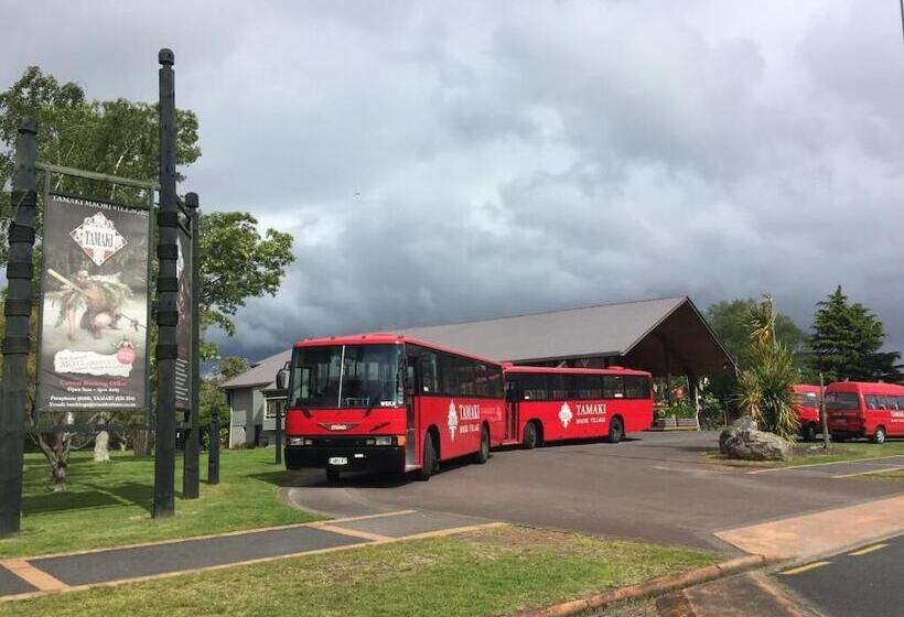 Pension Kiwi As Guest House