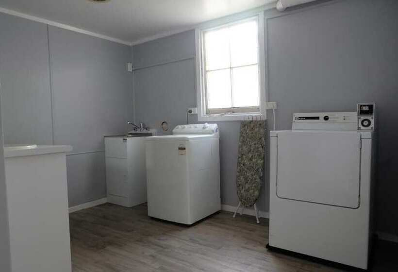 Pension Kiwi As Guest House