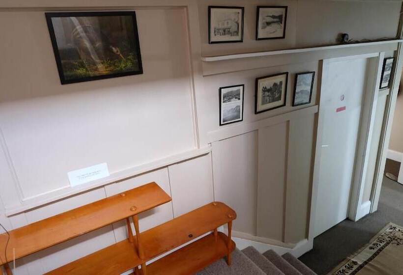 Pension Kiwi As Guest House