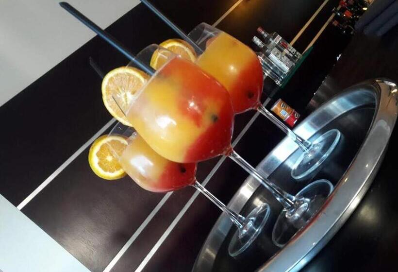 בית מלון כפרי Ayres Del Este