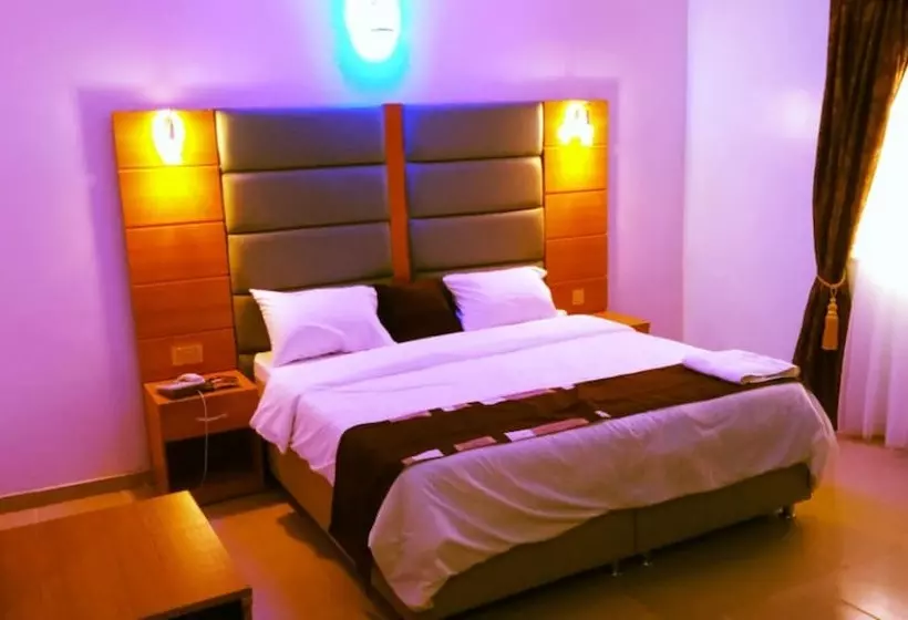 De Bliss Gold Hotel & Suite