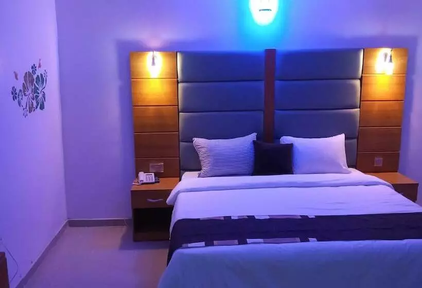 De Bliss Gold Hotel & Suite