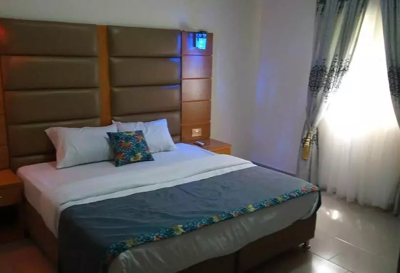 De Bliss Gold Hotel & Suite