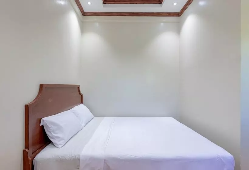 هتل Arjaymay Apartelle