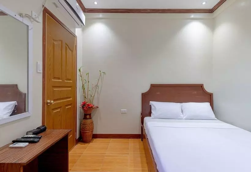 هتل Arjaymay Apartelle