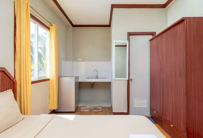 هتل Arjaymay Apartelle