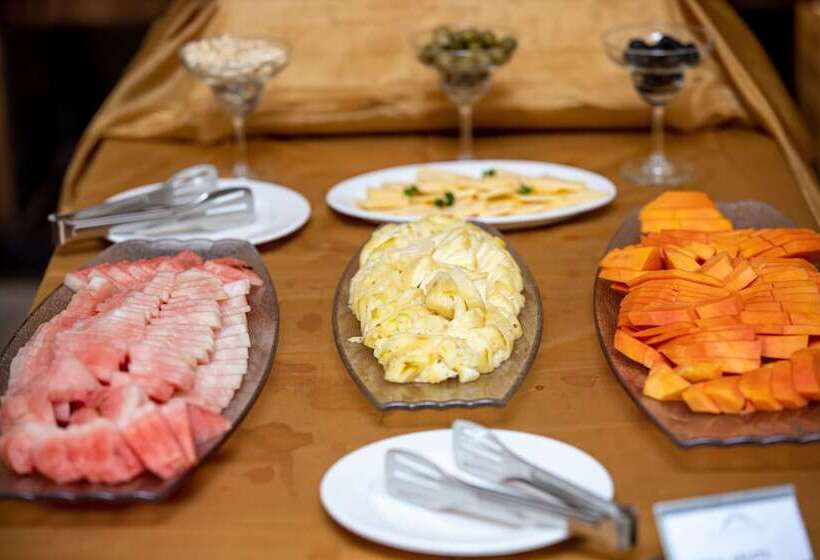 هتل Arushi Boutique