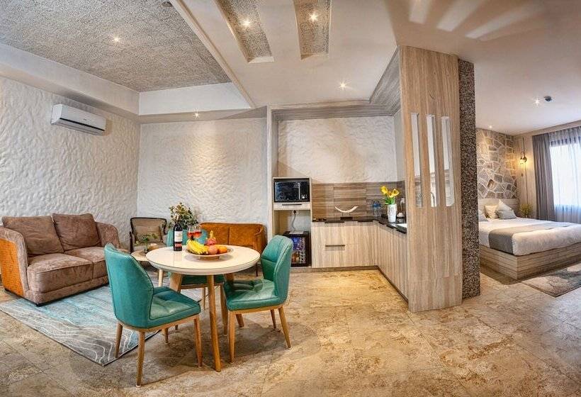 هتل Arushi Boutique