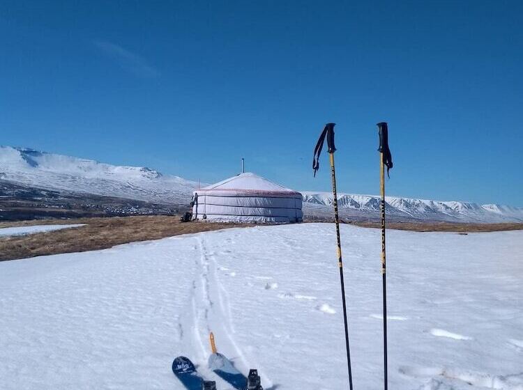 هتل Iceland Yurt