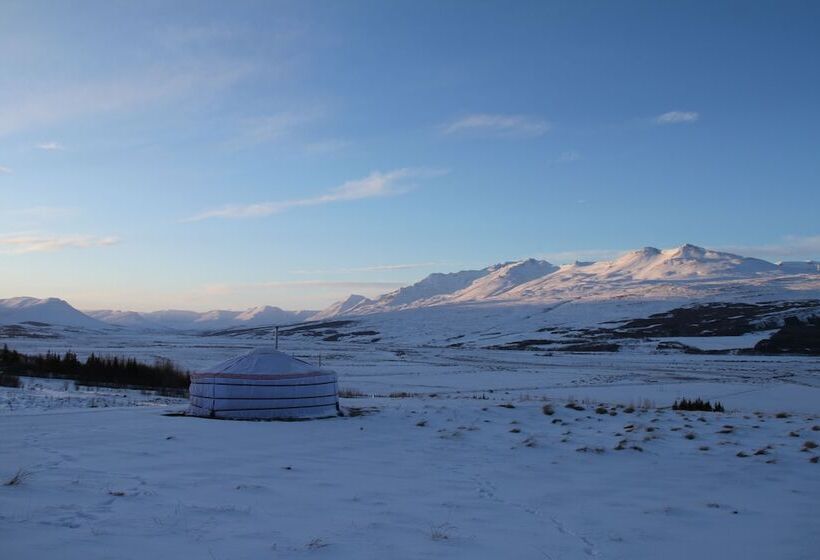 هتل Iceland Yurt