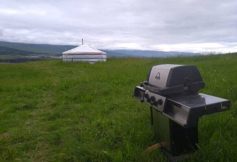 هتل Iceland Yurt