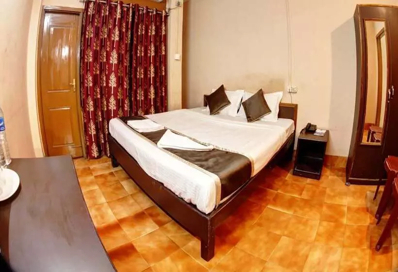 ホテル Om Shree Cottage