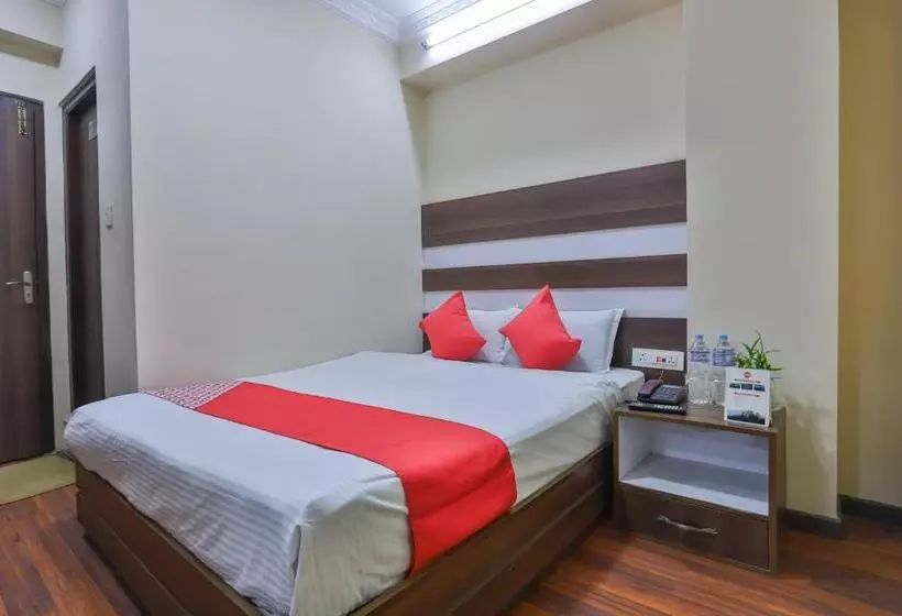Pashupati Hotel By Oyo Rooms