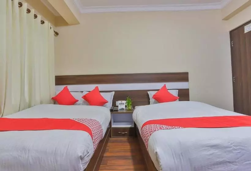 Pashupati Hotel By Oyo Rooms