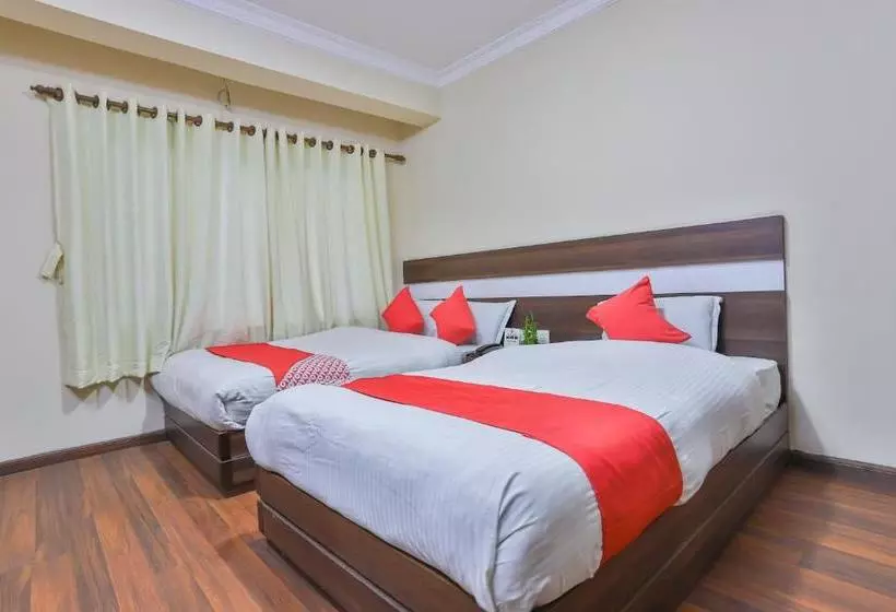 Pashupati Hotel By Oyo Rooms
