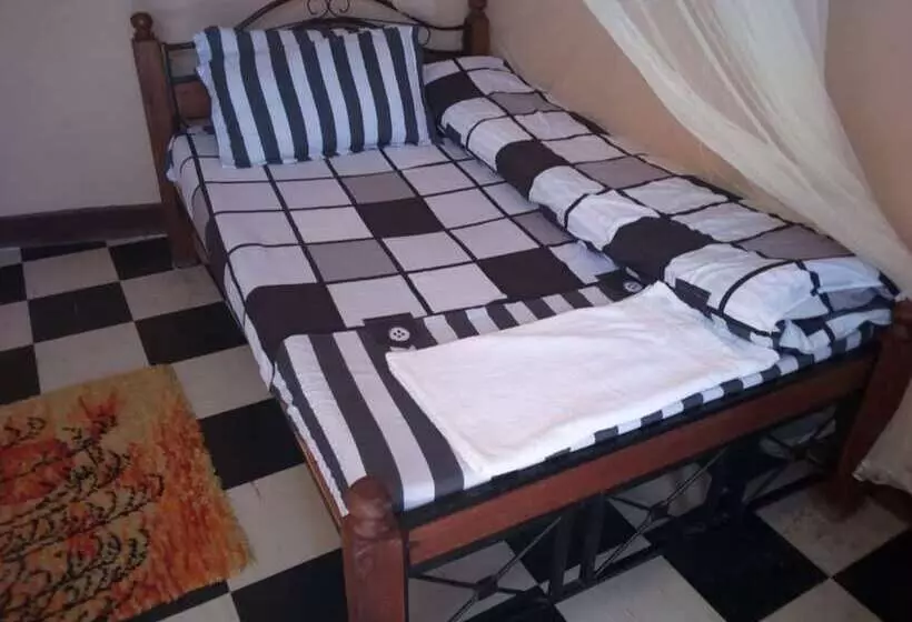 پانسیون Berlin Guest House