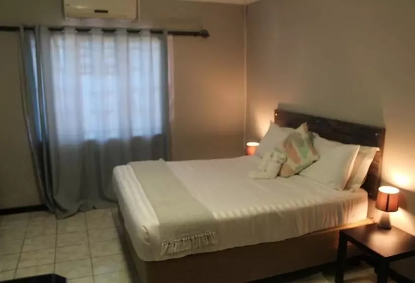 پانسیون Limpopo Guest House