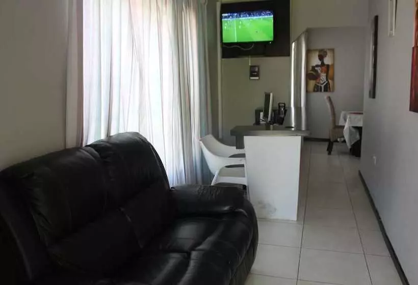 پانسیون Limpopo Guest House
