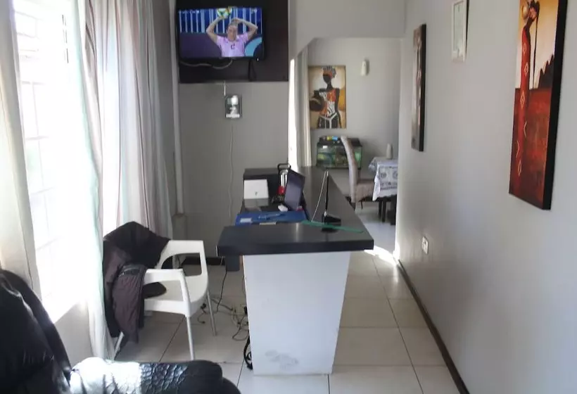 پانسیون Limpopo Guest House