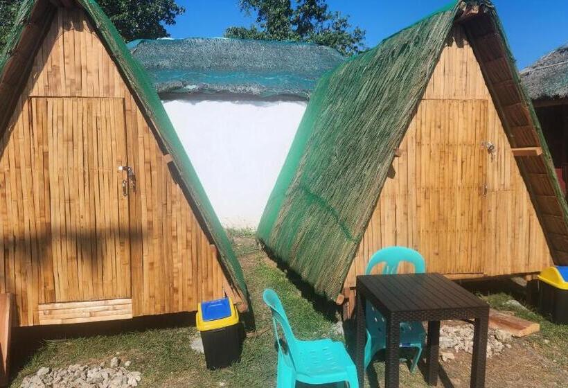 פנסיון Nirvana Bamboo & Dive Resort