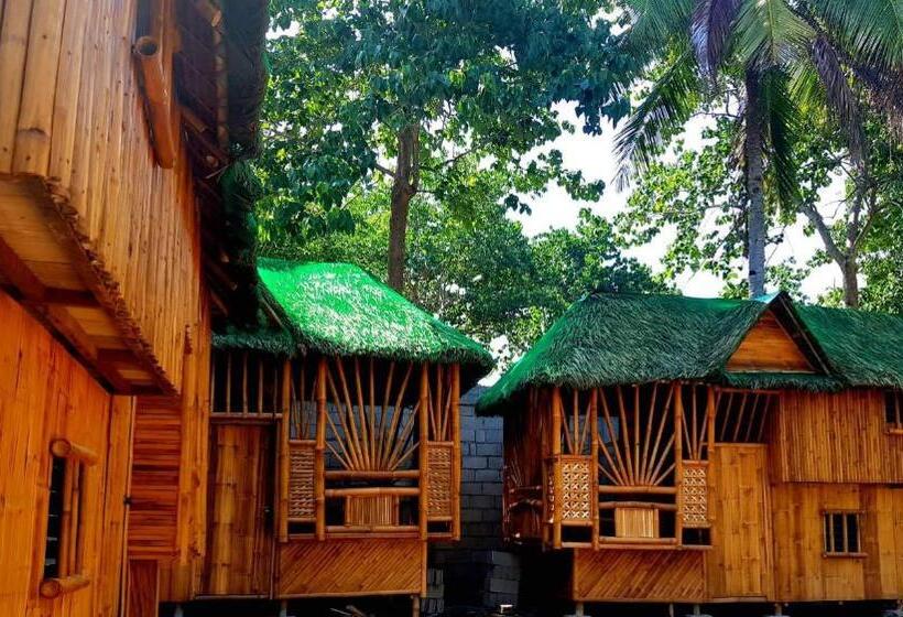 פנסיון Nirvana Bamboo & Dive Resort