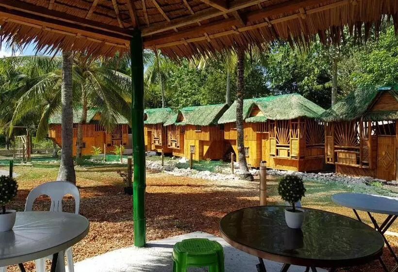 Majatalo Nirvana Bamboo & Dive Resort