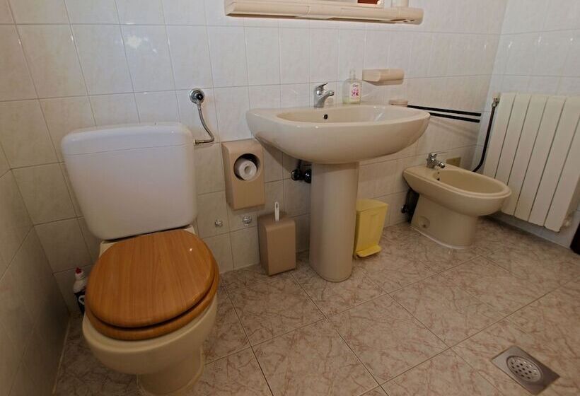 Apartments Milio 1105