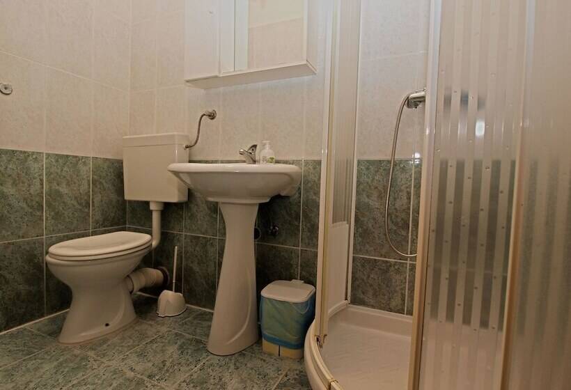 Apartments Milio 1105