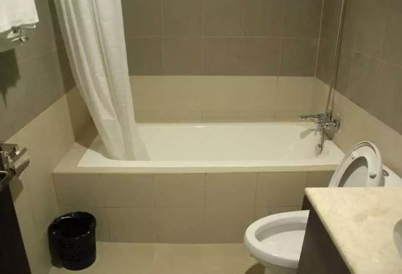 ホテル Bauan Plaza