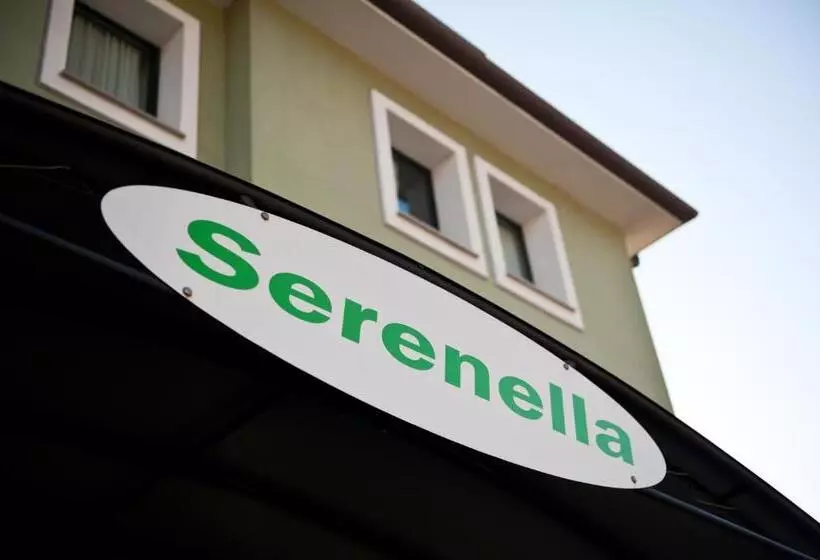Hotelli Serenella